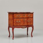 1077 4566 CHEST OF DRAWERS
